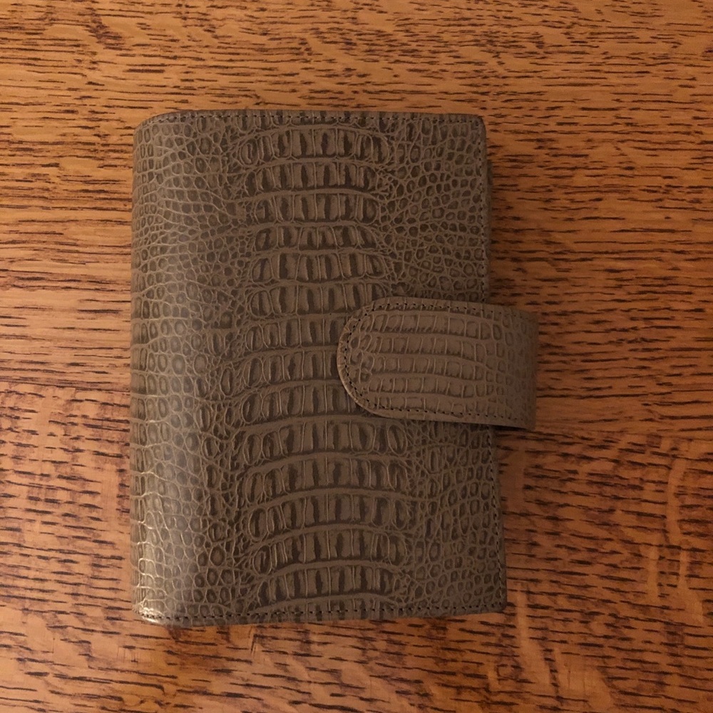 Gillio pocket Mia Cara Croco eye grey with inserts